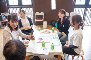 大人の対話力を育てる『てつがく対話カフェ』